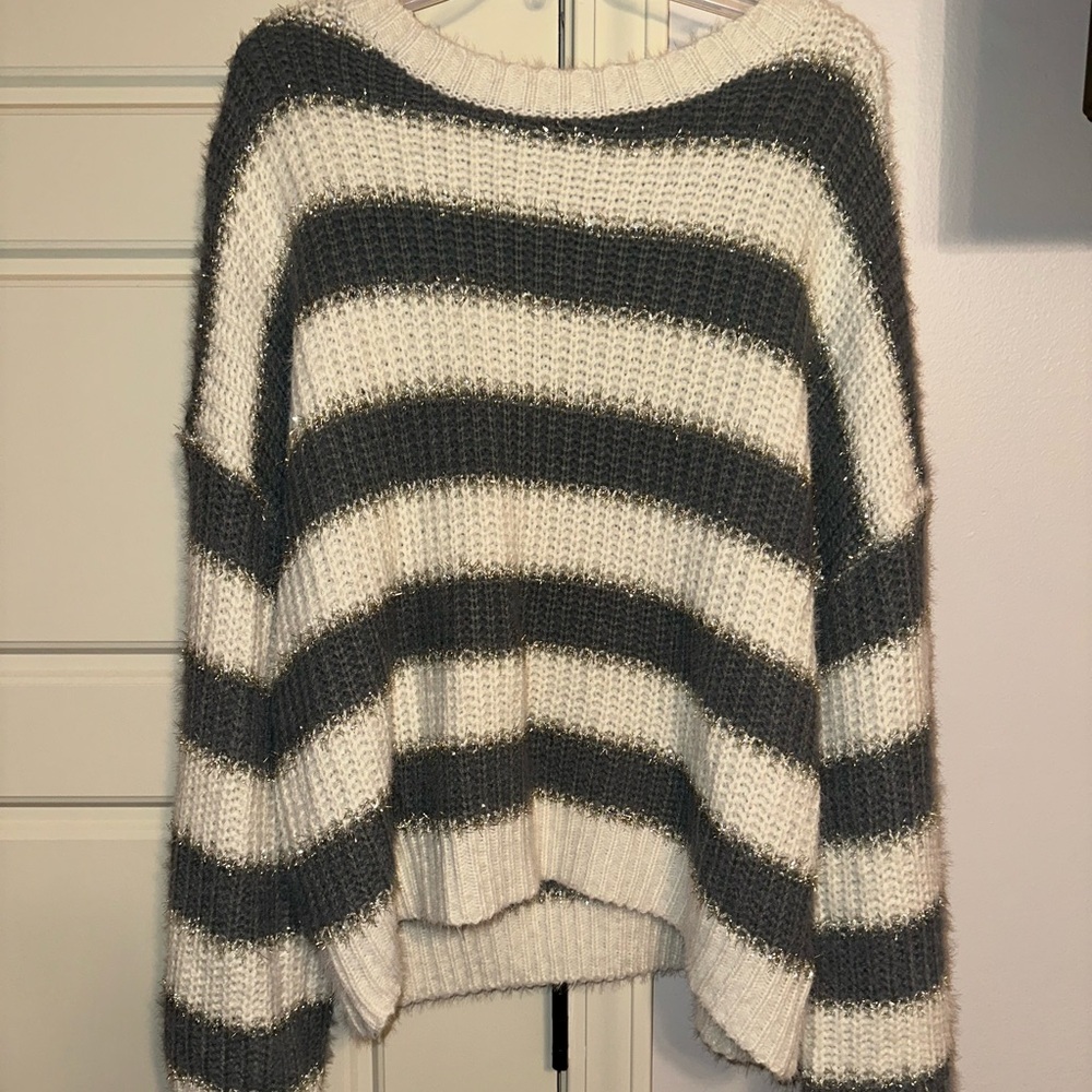 Zaful Women's Cream and Gray Knit Sweater